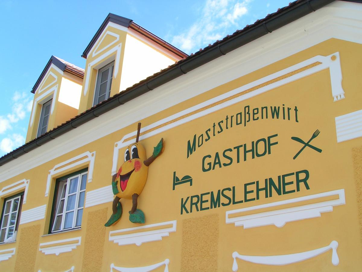 Gasthof Kremslehner Hotel Stephanshart Bagian luar foto