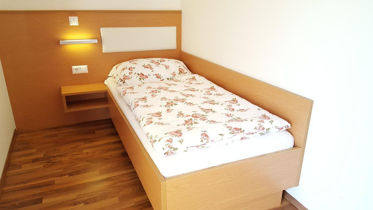 Gasthof Kremslehner Stephanshart Bagian luar foto
